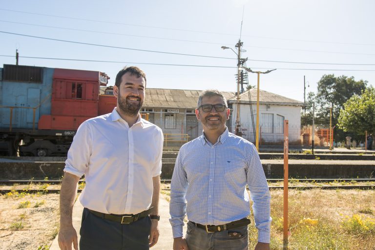 Alcalde (s) Musre presentó diversos proyectos al gobernador regional Luciano Rivas
