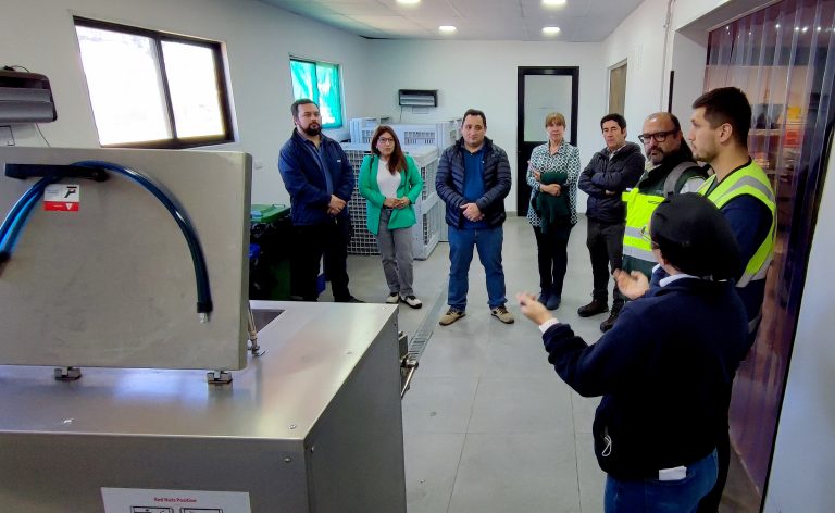 Casinos Circulares: Liceo Agrícola Manzanares mejorará sus suelos y productividad gracias a convenio entre municipio y CMPC