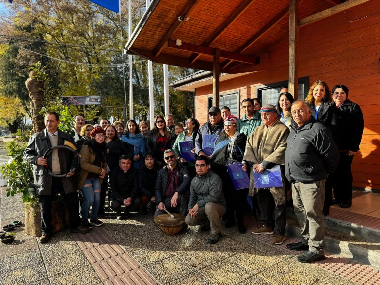 Municipalidad de Renaico realizó ceremonia de izamiento de la bandera mapuche Wüñelfe