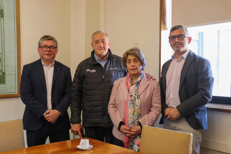 Alcalde Claudio Musre se reunión con Ministra de Obras Públicas en Santiago por inquietudes sobre la nueva Ruta Nahuelbuta