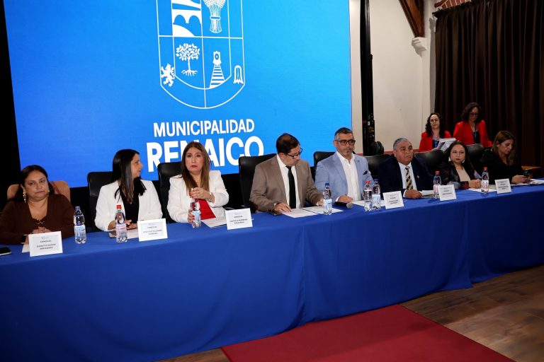 ALCALDE CLAUDIO MUSRE RINDIÓ IMPECABLE CUENTA PÚBLICA AL CONCEJO MUNICIPAL Y A LA COMUNIDAD