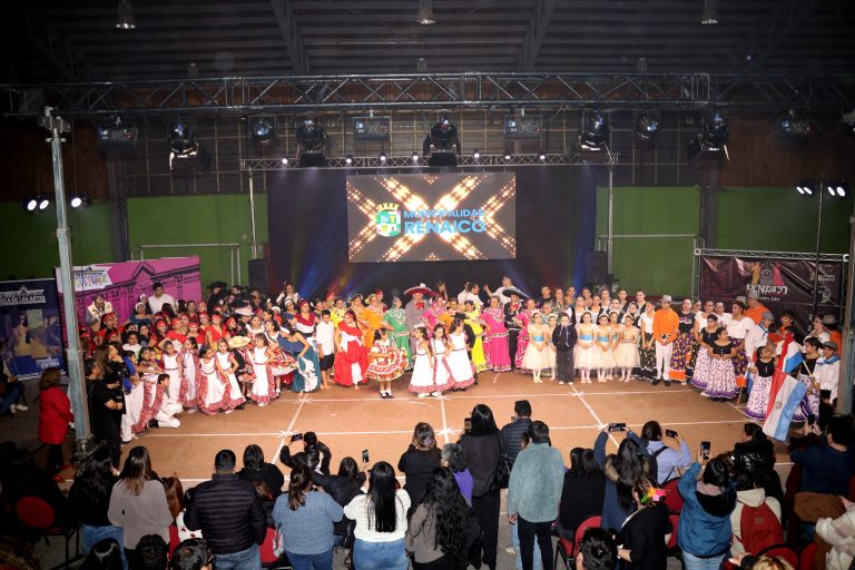 CONMEMORACIÓN DEL DÍA DE LA DANZA REUNIÓ A MÁS DE MEDIO MILLAR DE PERSONAS EN GIMNASIO MUNICIPAL DE RENAICO